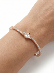 Zivora Curve Lab Diamond Bracelet | GEMSURE