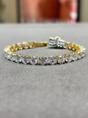 Silent Muse Lab Diamond Bracelet | GEMSURE