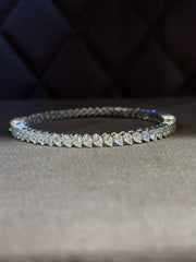 Luminous Veil Lab Diamond Bangle | GEMSURE