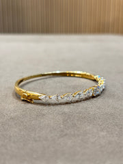 Radiant Bloom Lab Diamond Bracelet | GEMSURE
