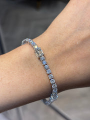 Crystal Gleam Lab Diamond Bracelet | GEMSURE