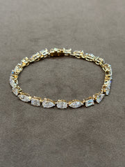 Luminous Crest Lab Diamond Bracelet | GEMSURE