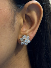 Majestic Glow Lab Diamond Earring | GEMSURE