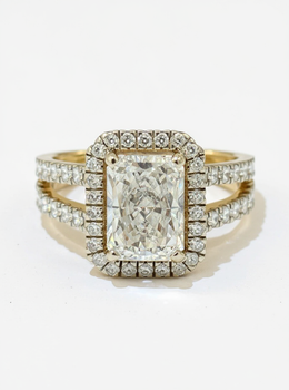 Golden Halo 2.5ct Lab Diamond Ring | GEMSURE