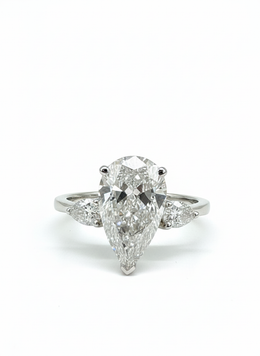 Crystal Ember Lab Diamond Ring | GEMSURE