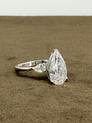 Crystal Ember Lab Diamond Ring | GEMSURE