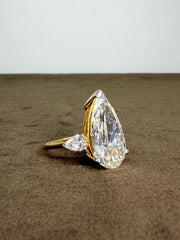 Velvet Halo 10 Lab Diamond Ring | GEMSURE
