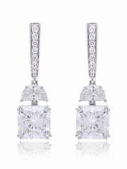 Aurex Vale Lab Diamond Earring | GEMSURE