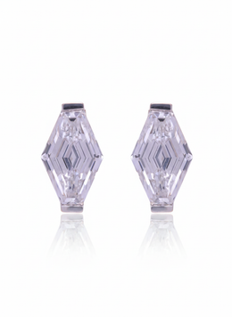 Zelith Arc Lab Diamond Earring | GEMSURE